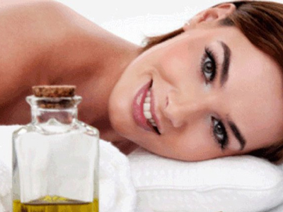 Αμυγδαλέλαιο για τις βλεφαρίδες!