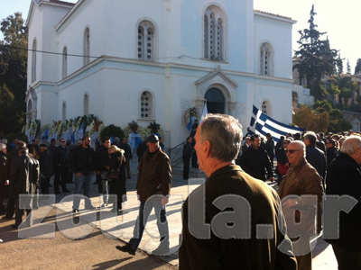 Το σχόλιο του ΚΚΕ για τα γεγονότα στην κηδεία του Ν. Ντερτιλή