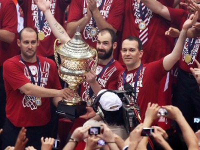 Συγκρατημένα αισιόδοξοι οι Αγγελόπουλοι