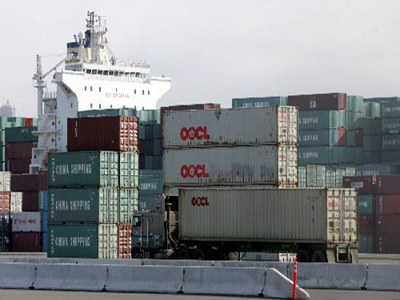 Μαίνεται ο πόλεμος για το εμπορευματοκιβώτιο