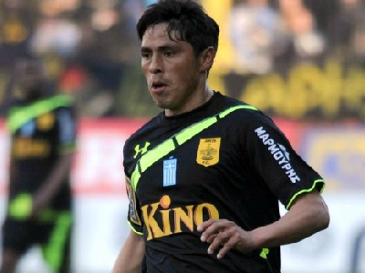 Στα «κυανόλευκα» και ο Ουμπίντες