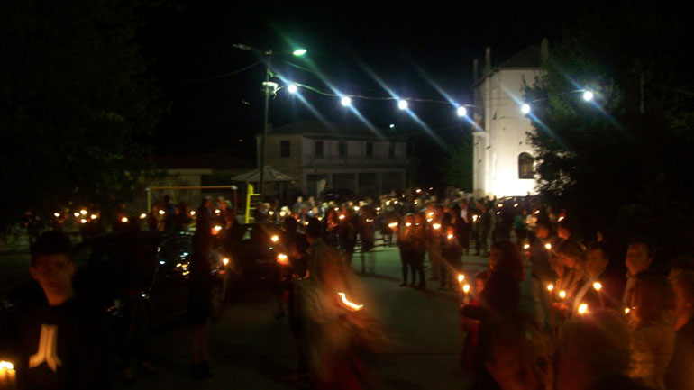 Ζητείται ιερέας για την… Ανάσταση