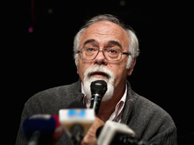 Ο καθηγητής του Ρωμανού δεσμεύεται να τον συνοδεύει στο ΤΕΙ