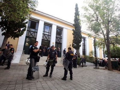 Απολογούνται σήμερα οι 11 από τους 35 αντιφασίστες συλληφθέντες