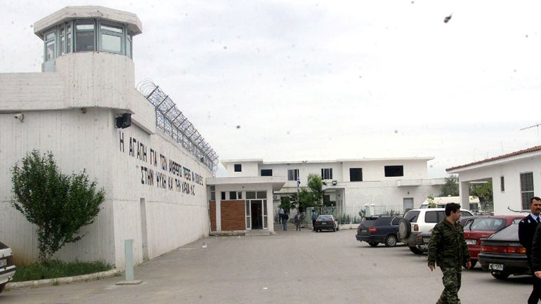 Αυτοκτόνησε ο δολοφόνος του Ωραιοκάστρου