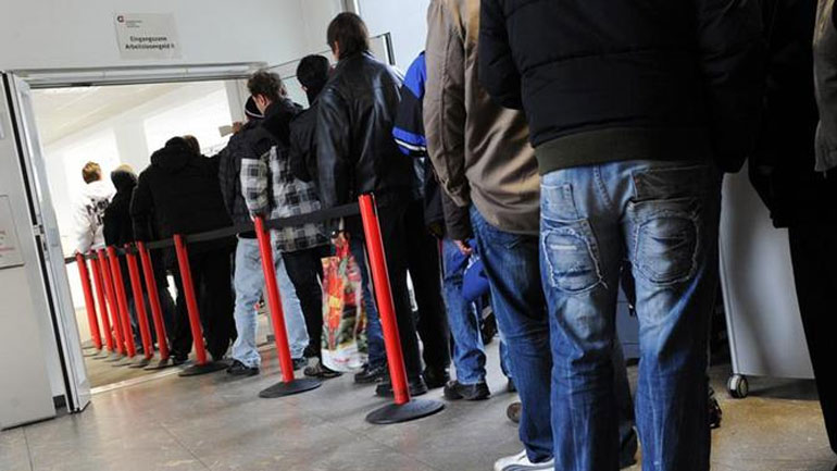 Έως και 800.000 αιτούντες ασύλου αναμένει η Γερμανία