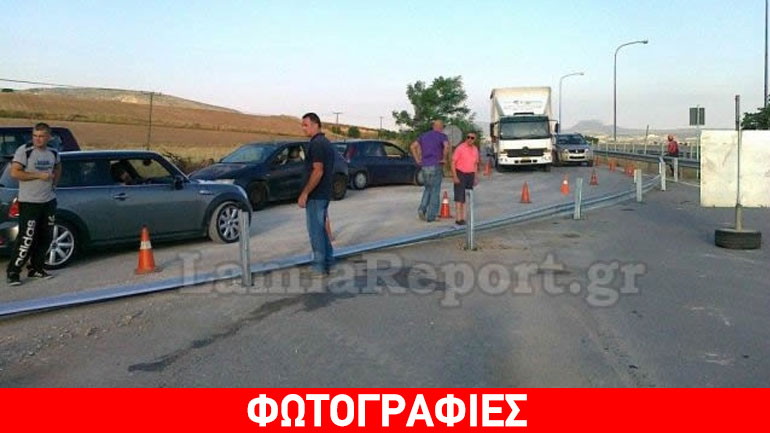 Βοιωτία: Έκλεισαν τον παράδρομο της Εθνικής για να πληρώνουν οι οδηγοί διόδια
