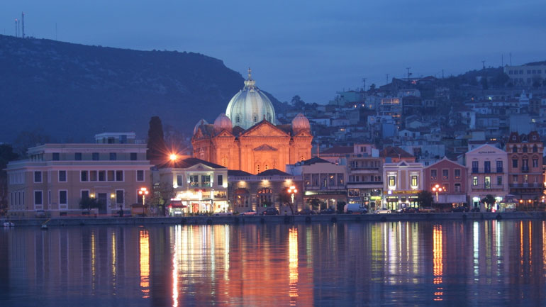 Μυτιλήνη: 76χρονος με φορτηγάκι παρέσυρε και τραυμάτισε 70χρονη