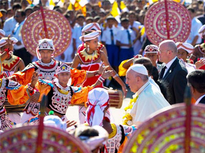 Ολοκληρώθηκε η περιοδεία του Πάπα Φραγκίσκου στην Ασία