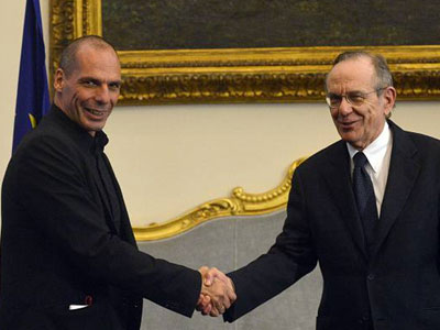 Ρώμη: Προτεραιότητα η ανάπτυξη για τη βιωσιμότητα του ελληνικού χρέους