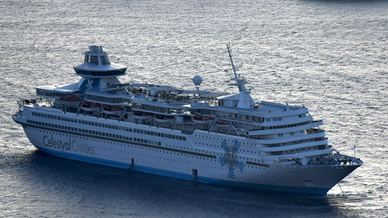 Σαντορίνη: Άφιξη του πρώτου κρουαζιερόπλοιου για το 2015 – το πρόγραμμα του Μαρτίου