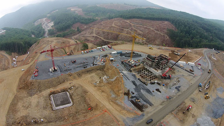 Λαφαζάνης: Ανακάλεσε δύο άδειες του ορυχείου στις Σκουριές-τι απαντούν τα σωματεία