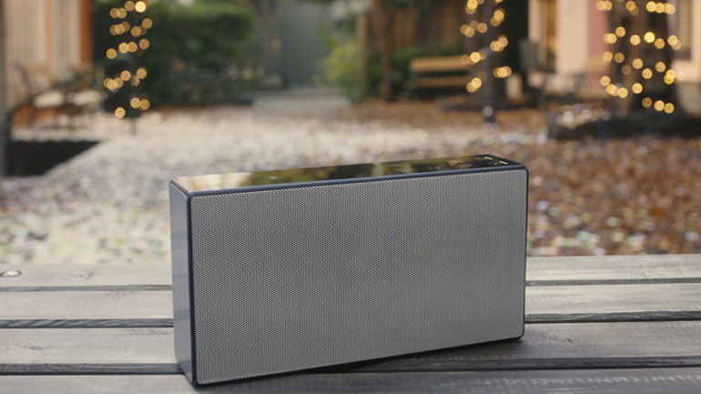 Δώστε ισχύ στη μουσική σας με τα νέα φορητά ασύρματα ηχεία από τη Sony