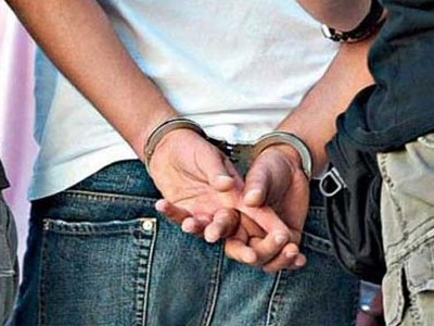 Ανήλικοι έκλεβαν και οι θείες τους «εξαργύρωναν» τα χρυσαφικά