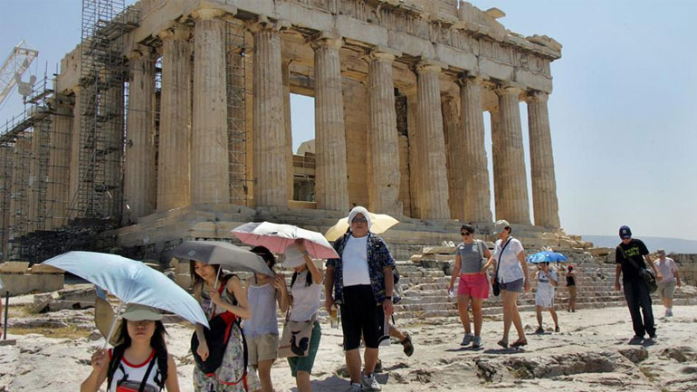 Αμερικανοί tour operators δεν πλήρωσαν τους Έλληνες ξενοδόχους λόγω ΔΝΤ