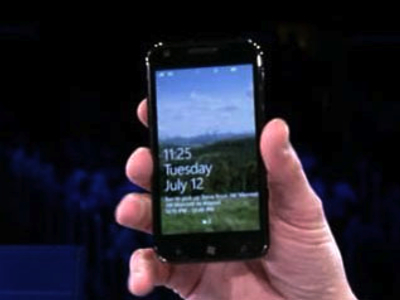 Νέο αδελφάκι του Samsung Galaxy S II με Windows Phone Mango και άλλες συσκευές επιδεικνύει η Microsoft;