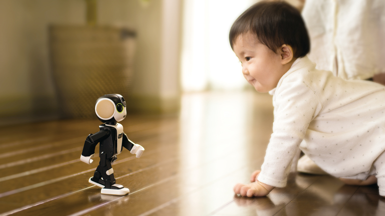 Robohon: Χαριτωμένο ρομποτάκι – κινητό τηλέφωνο που εκπλήσσει με τις δυνατότητές του!