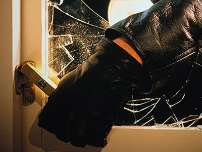 Φλώρινα: Γιαγιά εξουδετέρωσε διαρρήκτη