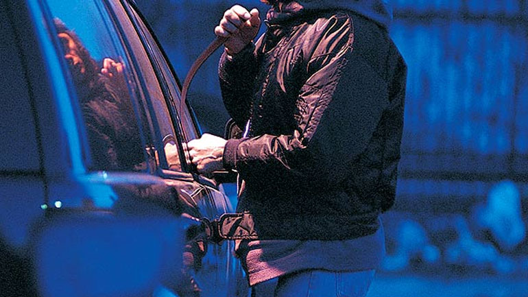 Δράμα: Σκηνοθέτησαν κλοπή Ι.Χ. και εισέπραξαν την ασφάλεια