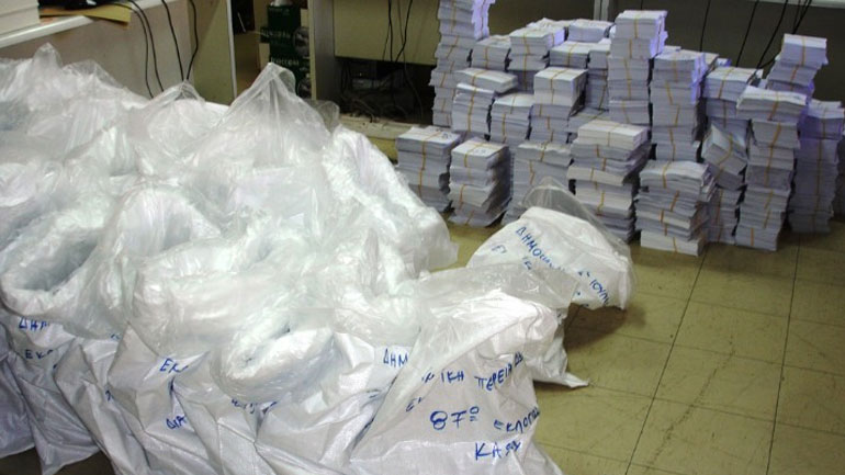 Ολοκληρώθηκε η παράδοση του εκλογικού υλικού από την Περιφέρεια Αττικής