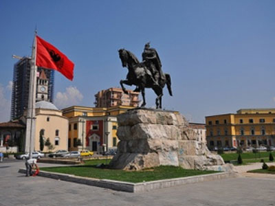 Αλβανία: Το ΔΝΤ ενέκρινε τη δεύτερη και τρίτη αξιολόγηση της συμφωνίας