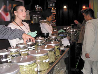 Νέα Υόρκη: Ελεύθερη η πώληση κάνναβης για ιατρικούς σκοπούς