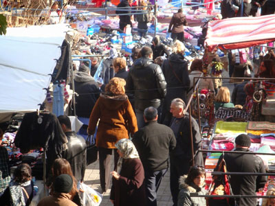 Χειροπέδες σε 57χρονο που πουλούσε λαθραία τσιγάρα στο Παζάρι της Ξάνθης