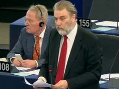 Ο Ν. Μαριάς κατακεραύνωσε τον Βέμπερ στο Ευρωκοινοβούλιο