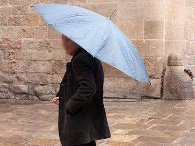 Δράμα: Χτύπησε με την ομπρέλα υπάλληλο του Δήμου και συνελήφθη