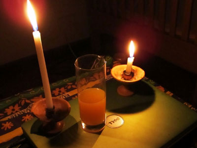 Πάτρα: Εκατοντάδες οικογένειες ζουν στο σκοτάδι