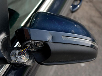 Ηράκλειο: Έπιναν και έσπαγαν αμάξια