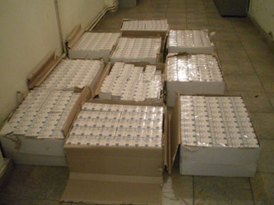 Προσπάθησε να περάσει 5.000 πακέτα τσιγάρα από τον Προμαχώνα