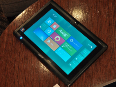 Επίδειξη Windows 8 σε ταμπλέτα Acer Iconia W500 με τσιπ AMD Fusion / APU