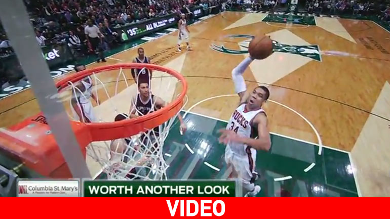 Ιπτάμενος Αντετοκούνμπο!