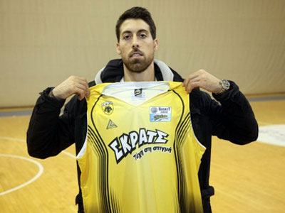 Αθηναίου: «Καταδικασμένη να πρωταγωνιστεί η ΑΕΚ»