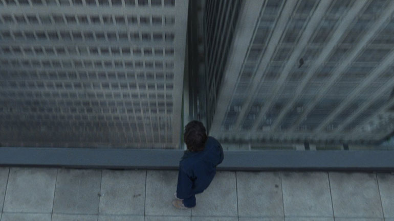 Πρέβεζα: Άντρας απειλούσε να πέσει από ταράτσα