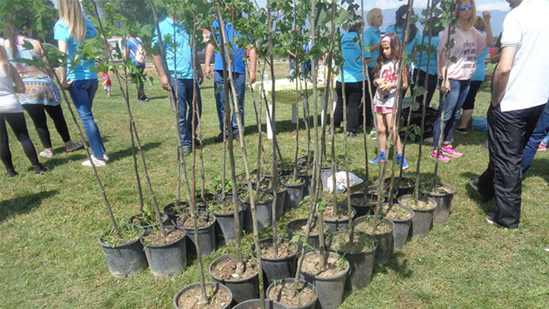 «Πρασινίζει» και πάλι το πάρκο του Πυργετού Τρικάλων
