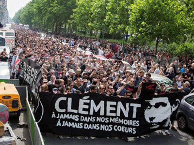 Παρίσι: Συλλήψεις αντιφασιστών σε διαδήλωση στην μνήμη του δολοφονημένου Παύλου Φύσσα Παρίσι: Συλλήψεις αντιφασιστών σε διαδήλωση στην μνήμη του δολοφονημένου Παύλου Φύσσα