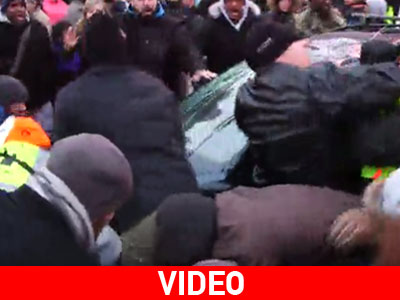 ΗΠΑ: Αυτοκίνητο επιταχύνει και χτυπά διαδηλωτές