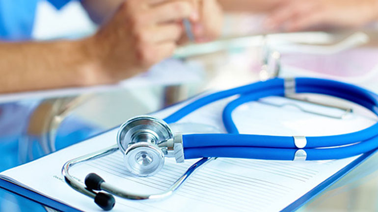 Θεσσαλονίκη: Ο Ιατρικός Σύλλογος καλεί τα μέλη του να εξετάζουν δωρεάν τους ασθενείς που αδυνατούν να πληρώσουν