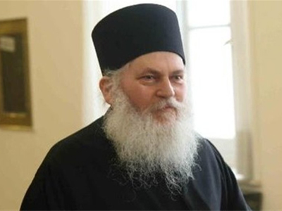 Εξώδικο Εφραίμ στον Κώστα Βαξεβάνη