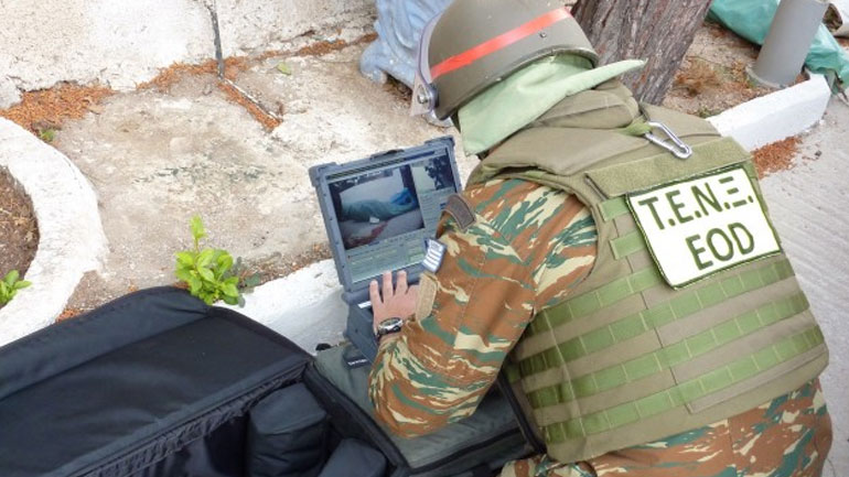 Φόρτωσαν εκρηκτικά σε επιβατηγό πλοίο γεμάτο τουρίστες για Κυκλάδες