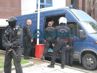 Ελεύθεροι οι συλληφθέντες για κύκλωμα διακίνησης ναρκωτικών Ελεύθεροι οι συλληφθέντες για κύκλωμα διακίνησης ναρκωτικών