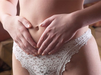 Ο ρόλος των συντρόφων στην επιδείνωση ή στη μείωση του πόνου της επαφής σε γυναίκες με δυσπαρεύνια