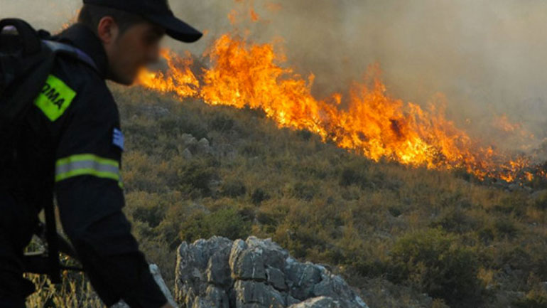 Δύο φωτιές στην Κρήτη την Δευτέρα