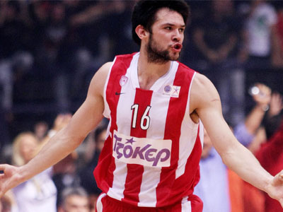 Στους Ρόκετς τα δικαιώματα του Παπανικολάου