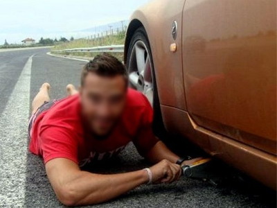 Ποιος έπαθε λάστιχο στην εθνική οδό;