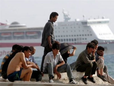 Πάτρα: Συλλήψεις για πλαστά ταξιδιωτικά έγγραφα Πάτρα: Συλλήψεις για πλαστά ταξιδιωτικά έγγραφα