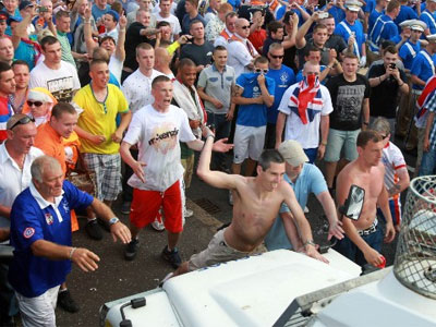 Τρίτη συνεχή βραδιά ταραχών στο Μπέλφαστ