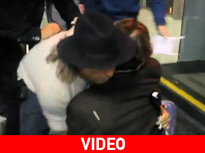 O Johnny Depp «λιώμα» στο πεζοδρόμιο